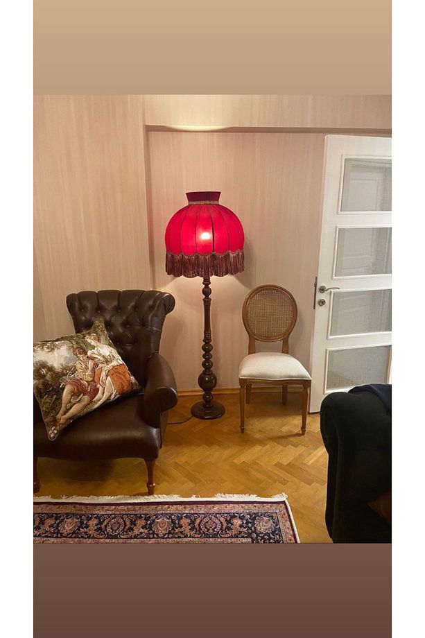 Ayışığı Lambader Kırmızı Renk Şapka Ve Ahşap Rengi Ayak - 2