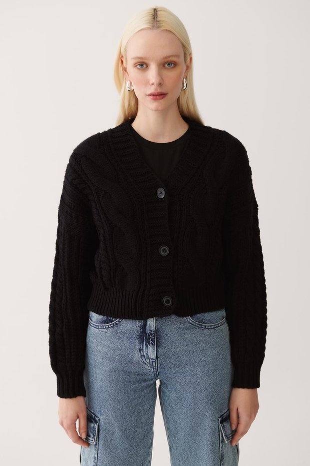 Illas Comfortable Fit V-neck Standard Size Black Color Women's Knitwear Cardigan