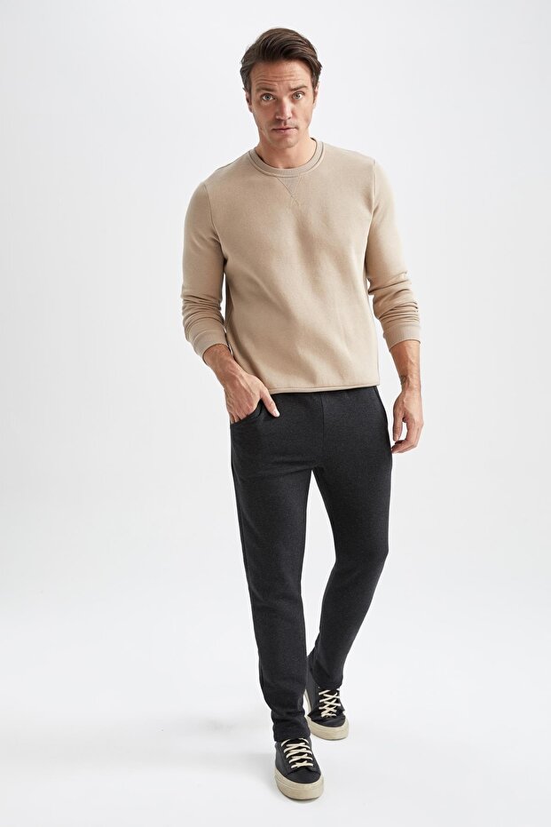 Regular Fit Jogger Sweatpants
