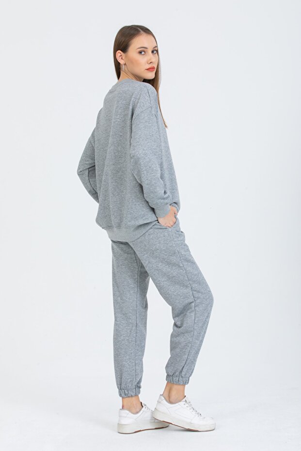 طقم رياضي رمادي 3 خيوط نسائي - 5