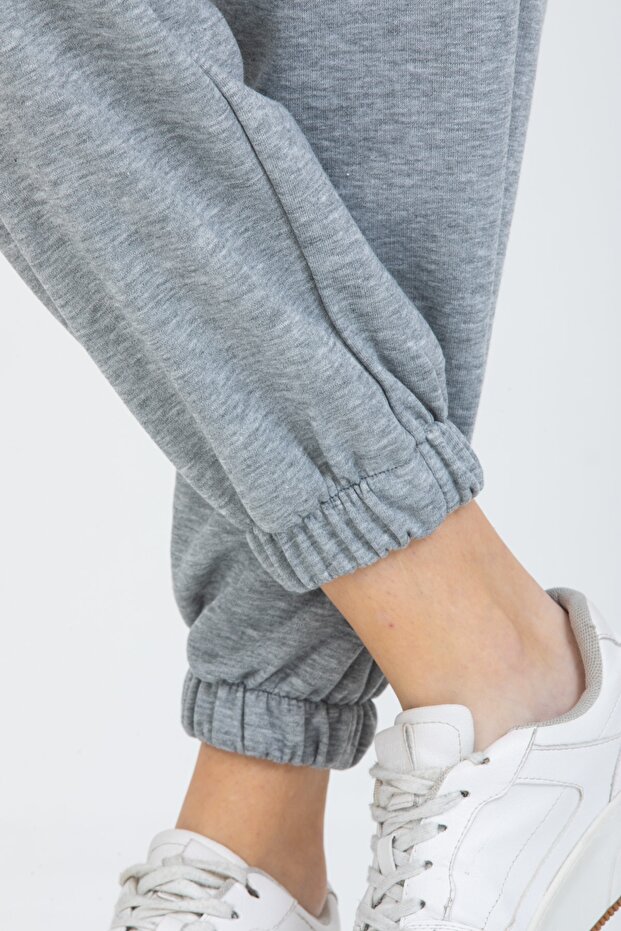 طقم رياضي رمادي 3 خيوط نسائي - 8