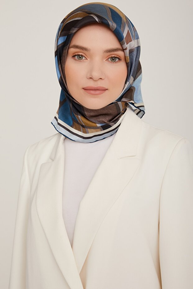 وشاح حريري