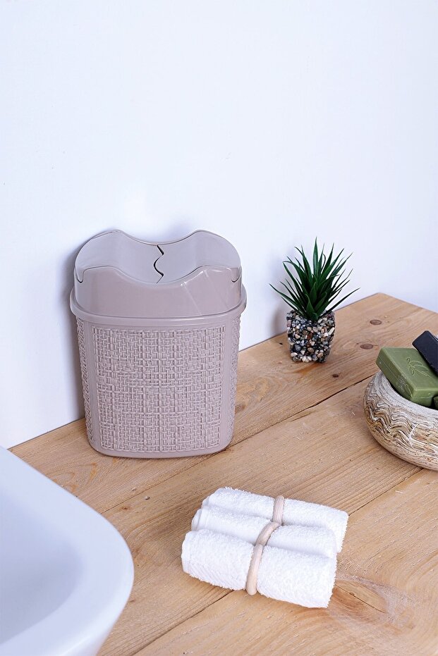 Woow Trash Can - Plastic Trash Can