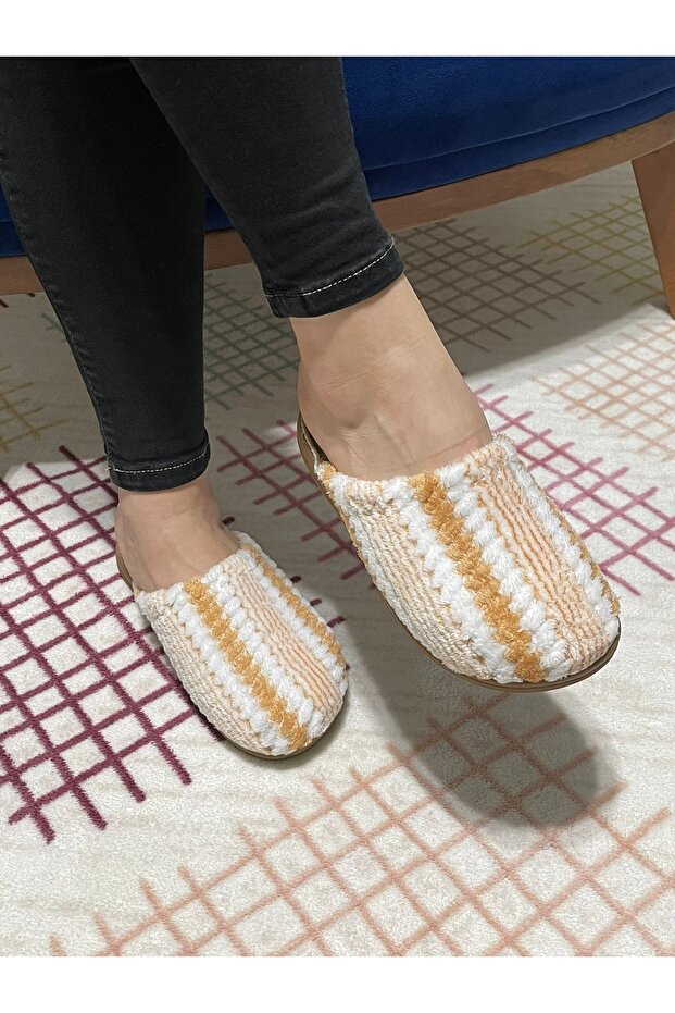 Kışlık Ev Terlik - 5