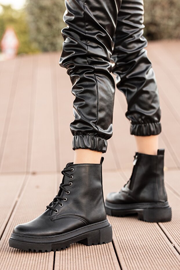 Women's Black Shiny Faux Leather Sturdy Boots Non-Slip Thick Sole Short Heel Lace-up Zippered Boots