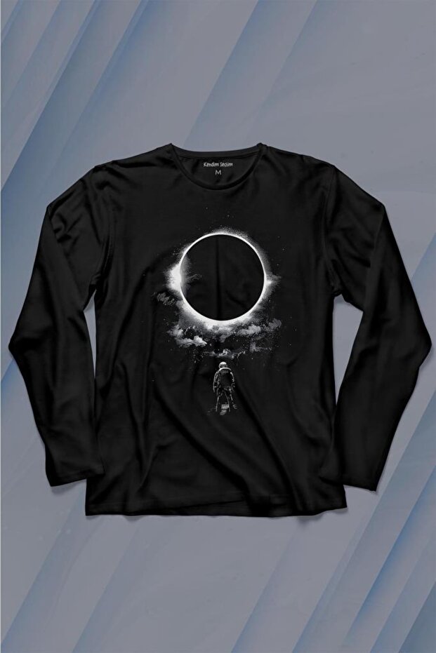 Astronaut Cosmos Long Sleeve T-Shirt Printed T-shirt Black Hole on the Moon Abkaning the Earth