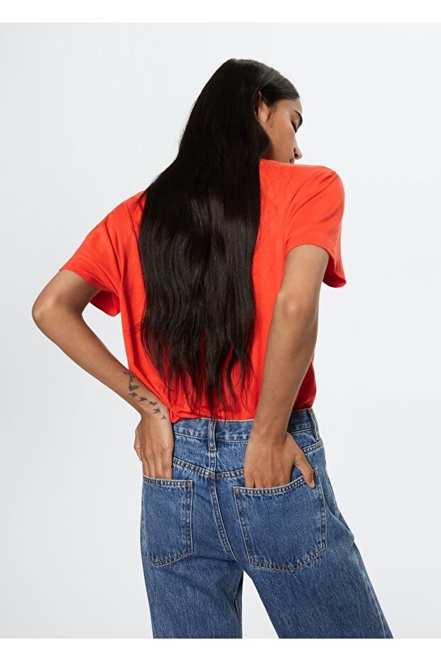 V Yaka Dökümlü Tişört - 4