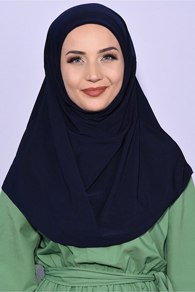 Boneli Hijab العملي باللون الأزرق الداكن