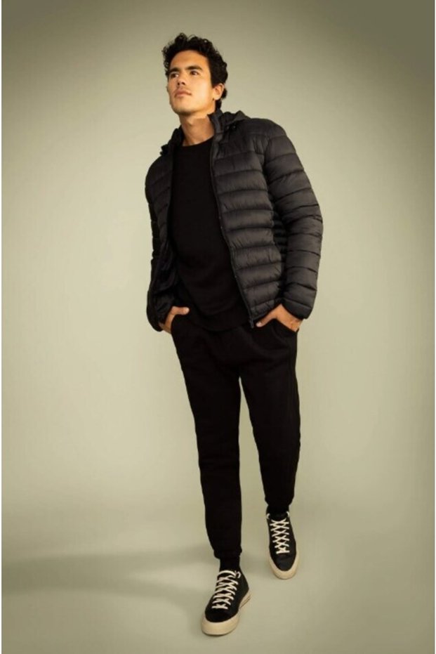 Slim Fit Hooded Water-Repellent Thermally Insulated Puffer Coat