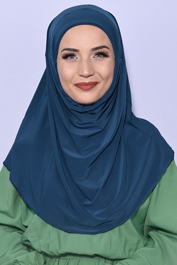 Boneli Hijab العملي باللون الأزرق البترولي