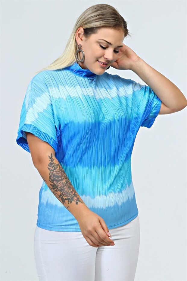 Plus Size Women's Comfortable Stand Collar Pleat Detailed Blouse-blue