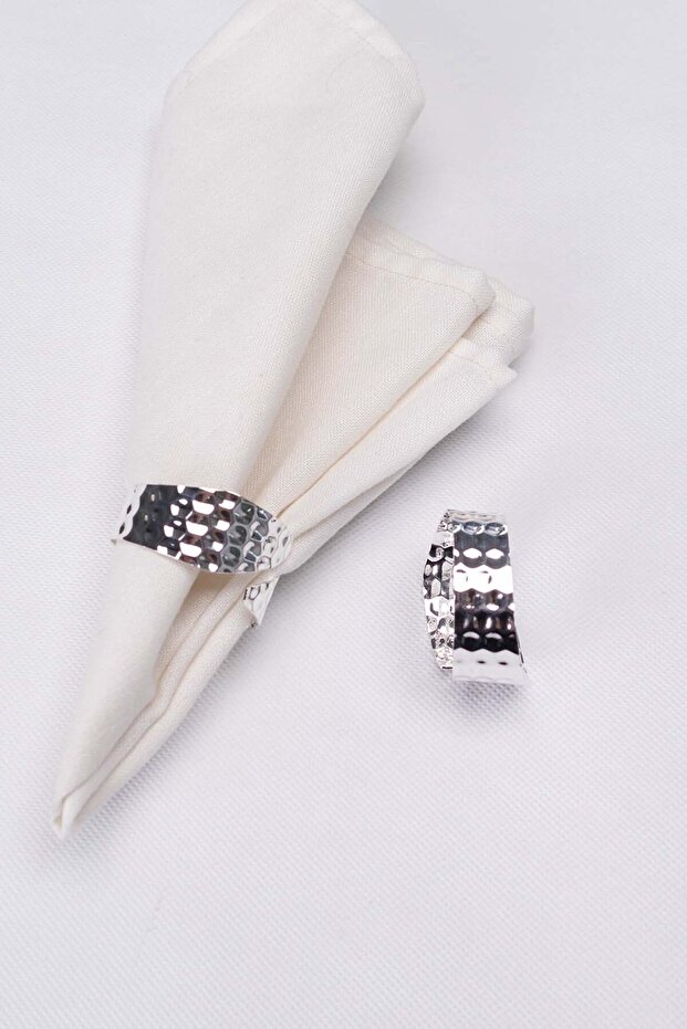 حلقة منديل من الفضة المطروقة مكونة من قطعتين
