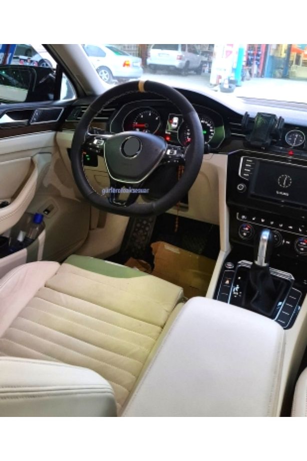 Volkswagen Passat B8 Direksiyon Kılıfı Dikmeli Noktalı-alkantara Bej Yüzüklü - 1