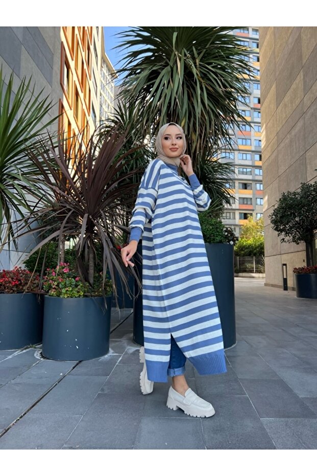 Wonderful Women's Striped Long Knitwear Tunic with Slits on the Sides