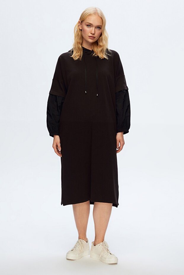 Yırtmaçlı Örme Elbise - 1