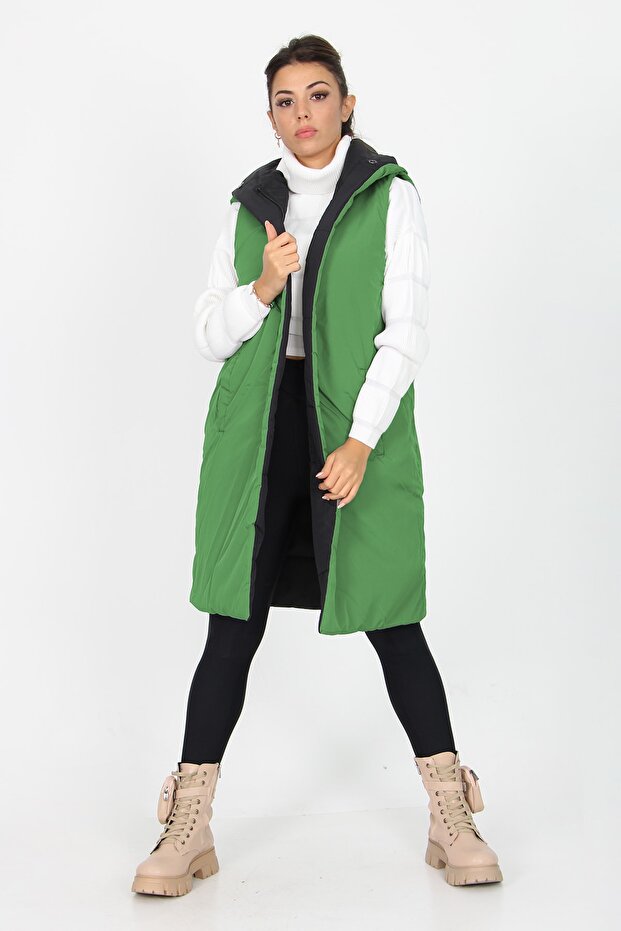 Women's Benetton Green Hooded Reversible Vest Sy002