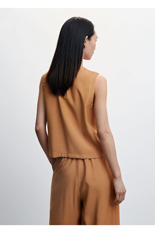 Sırtı V Yakalı Bluz - 4