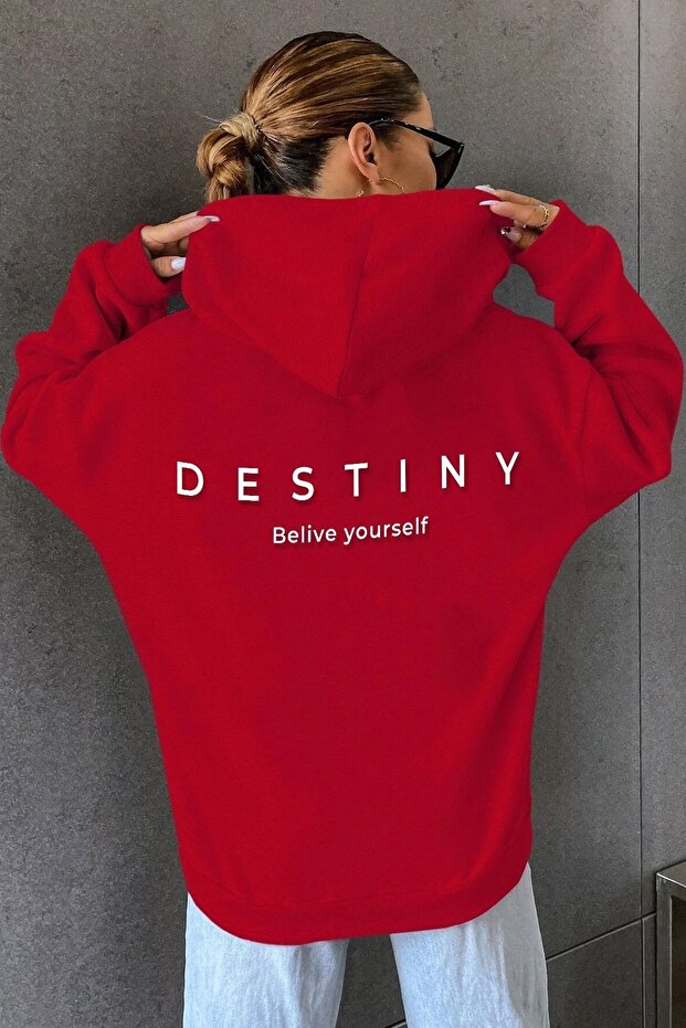 سويت شيرت بغطاء رأس مطبوع من الأمام والخلف للجنسين باللون الأحمر من Destiny Beive Yoursef
