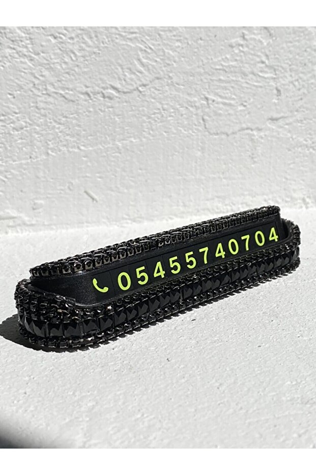 Black Baguette Stone Flamboyant In-Car Numberer Vehicle Accessory with Opening and Closing