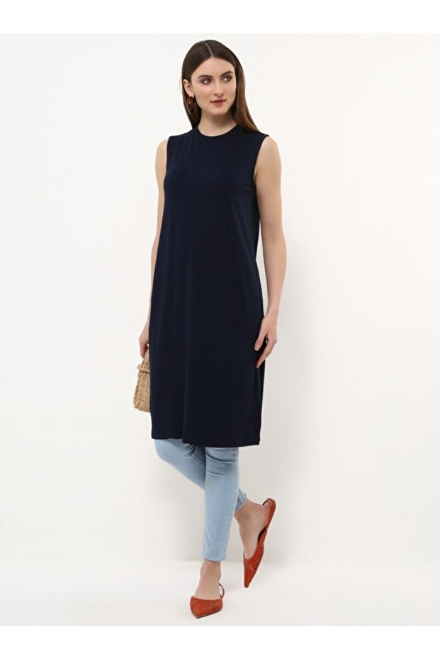 Kadın Lacivert Ara Boy Kolsuz Tunik - 3