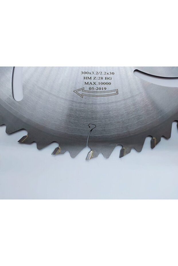 Elmas Uçlu Bg Form Ağaç Testeresi 300 X 3,2 X 30 Mm Z28 - 6
