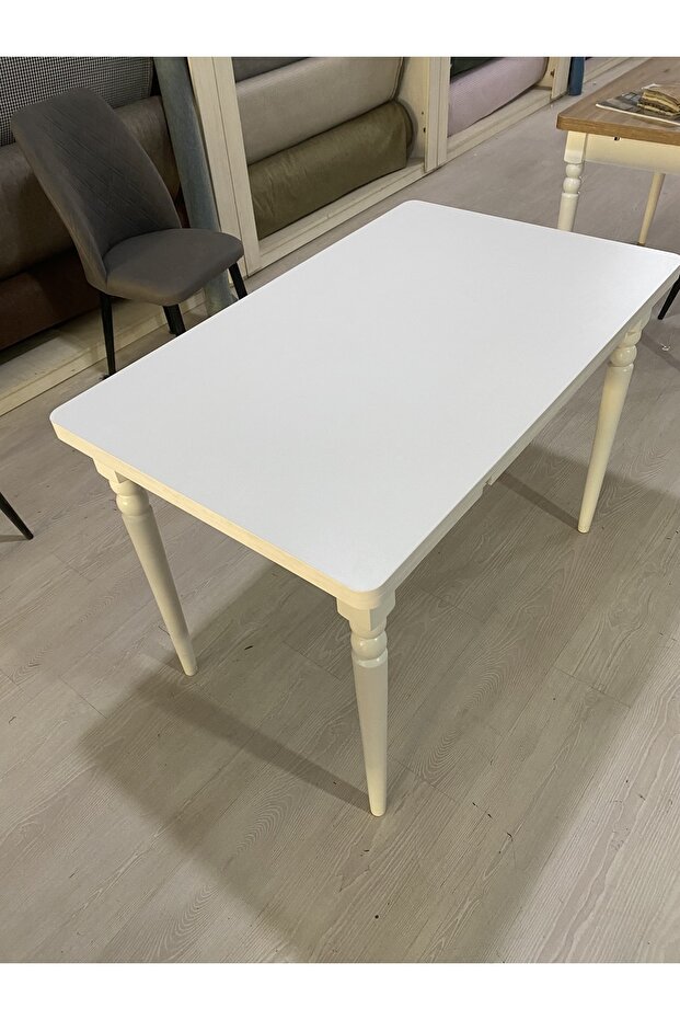 Düz Beyaz Smart Masa - 2