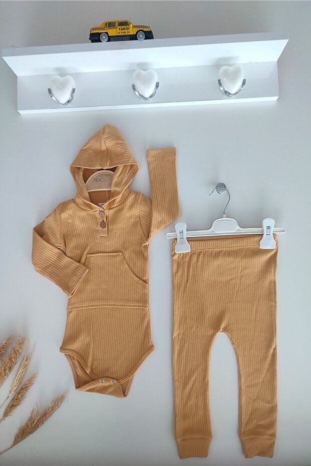 Mustard Yuffy Buttoned Hooded 2-Piece Baby Bodysuit Set 0-3-6-9 Months