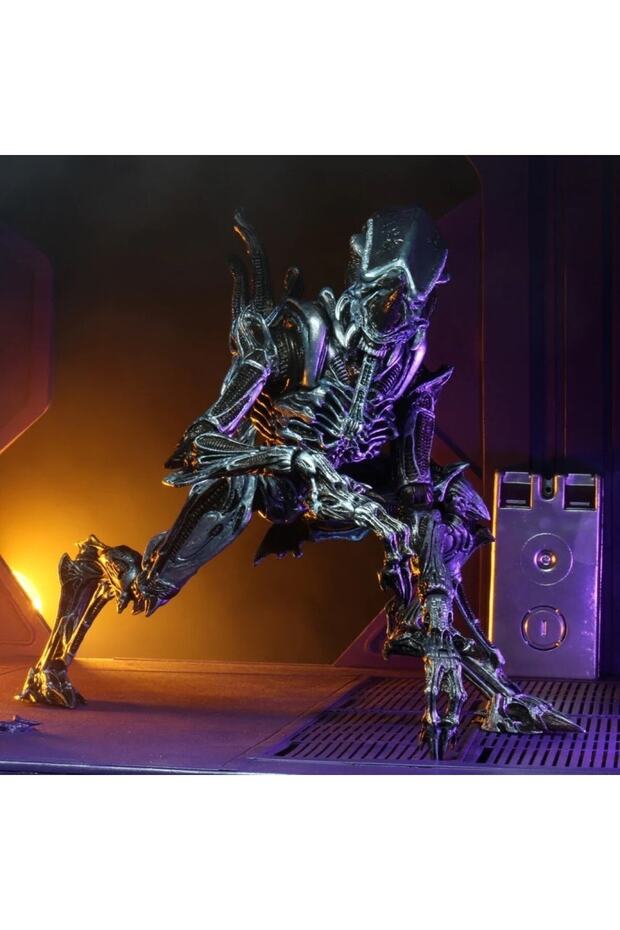 Alien: Ultimate Rhino Alien (kenner Tribute) Version 2 - 6