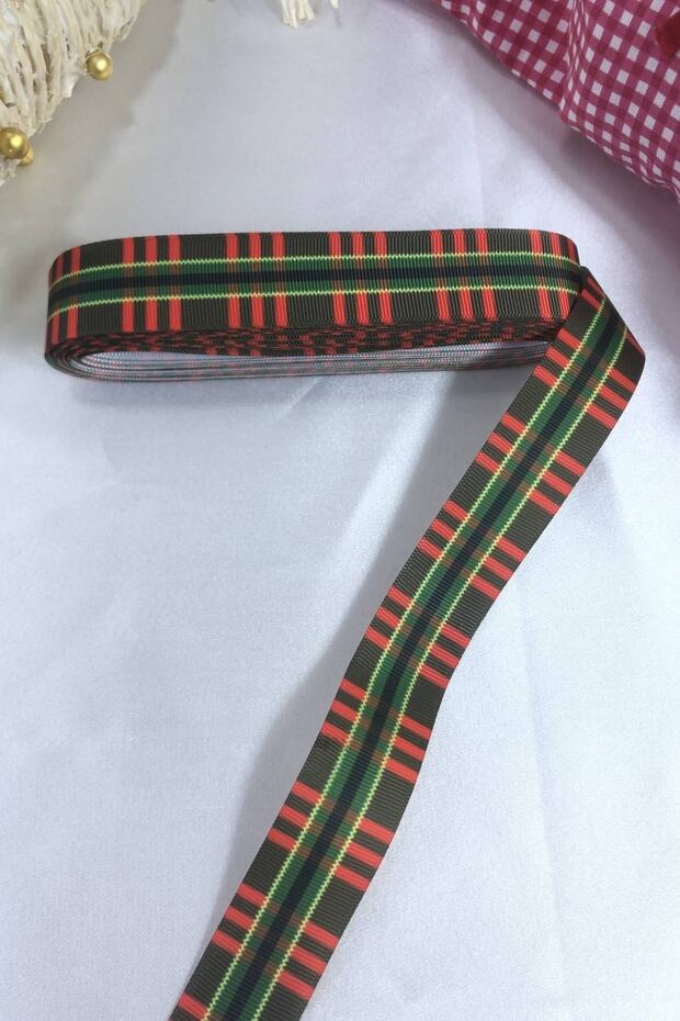 New Year 2026 Gift Packaging Ribbon Green Red Striped – New Year Ornament, Stylish Design – New Year