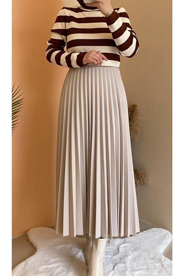 Women's Beige Scuba Crepe Fabric Pleated Skirt