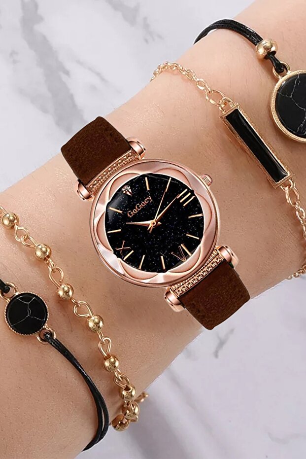 Women's Wristwatch Set Pink Color + 4 Bracelets