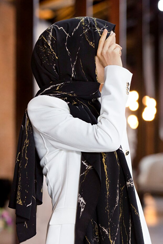 Women's Luxury Medina Silk Shawl Black