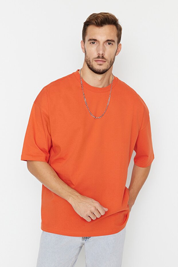 Turuncu Basic %100 Pamuklu Bisiklet Yaka Oversize/Geniş Kesim Kısa Kollu T-Shirt TMNSS22TS0318 - 1
