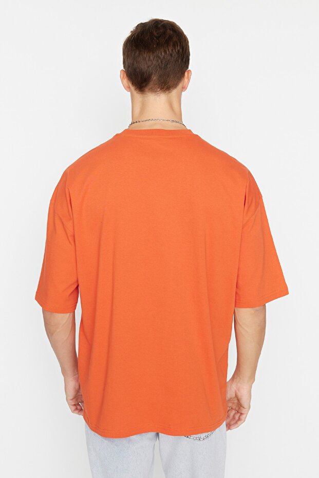 Turuncu Basic %100 Pamuklu Bisiklet Yaka Oversize/Geniş Kesim Kısa Kollu T-Shirt TMNSS22TS0318 - 2