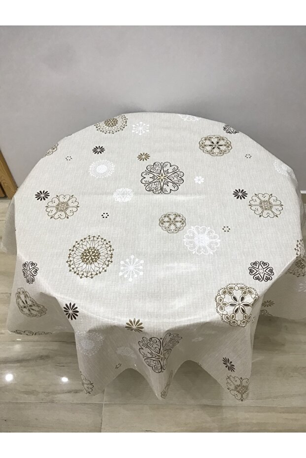 مفرش طاولة دائري مبطن بالقماش الزيتي