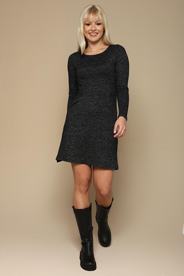 Kadın Siyah Cepli Rahat Kesim Elbise - 2