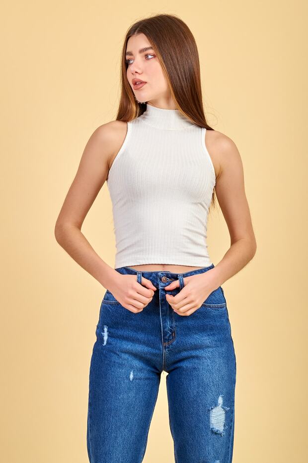 جسم نسائي نصف الياقة المدورة - أكمام صفر