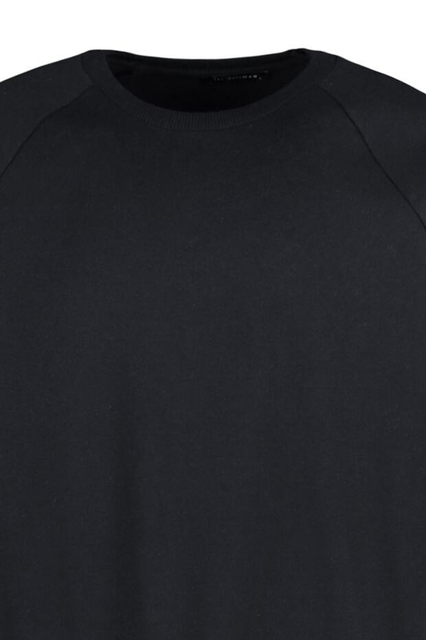 Siyah Oversize/Geniş Kesim İçi Polar/Sıcak Tutan Reglan Kol Sweatshirt TMNAW23SW00190 - 11