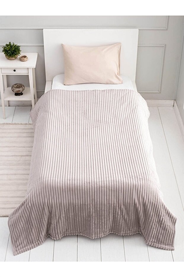 Estelita Super Soft Single Corded Blanket 160X220 -Cream