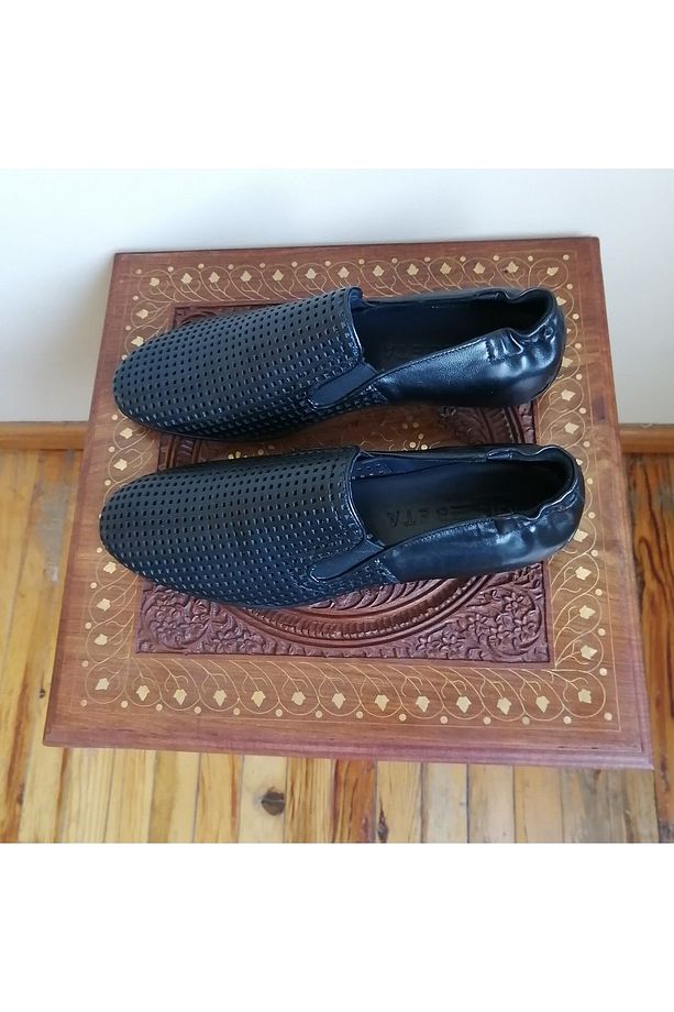Hakiki Deri Siyah Minik Delikli Havadar Çok Yumuşak Kauçuk Taban Loafer Ayakkabı - 3