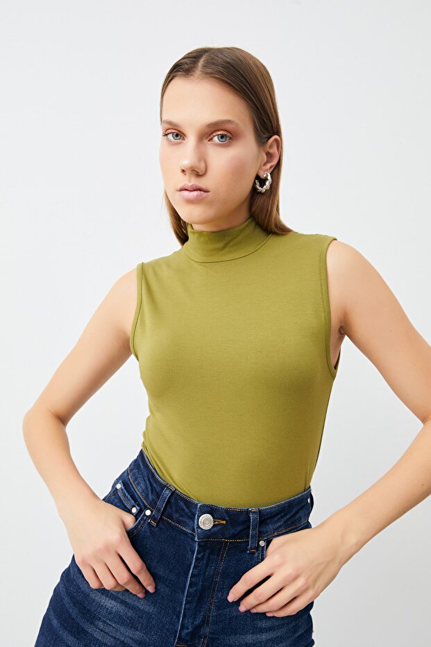 Women's Oil Green Sleeveless Body