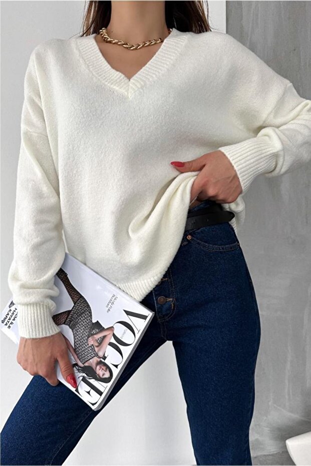 Women's V-Neck Standard Size Oversize Basic Knitwear Sweater