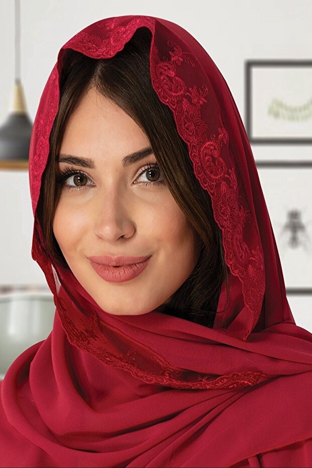 شال الأمومة مع تفاصيل الدانتيل