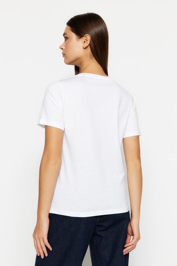 Beyaz %100 Pamuk Basic V Yaka Örme T-Shirt TWOSS23TS00001 - 5