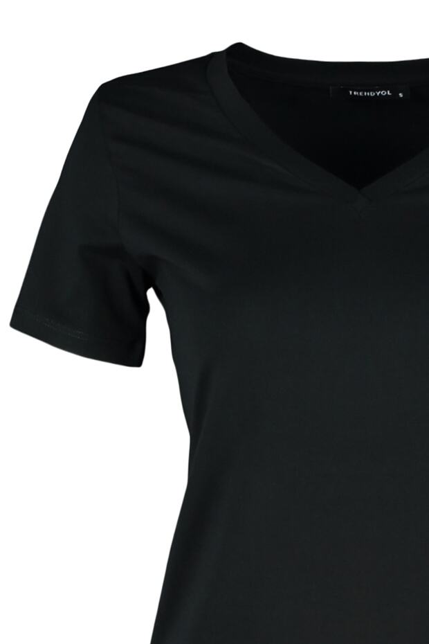 Siyah %100 Pamuk Basic V Yaka Örme T-Shirt TWOSS23TS00001 - 7