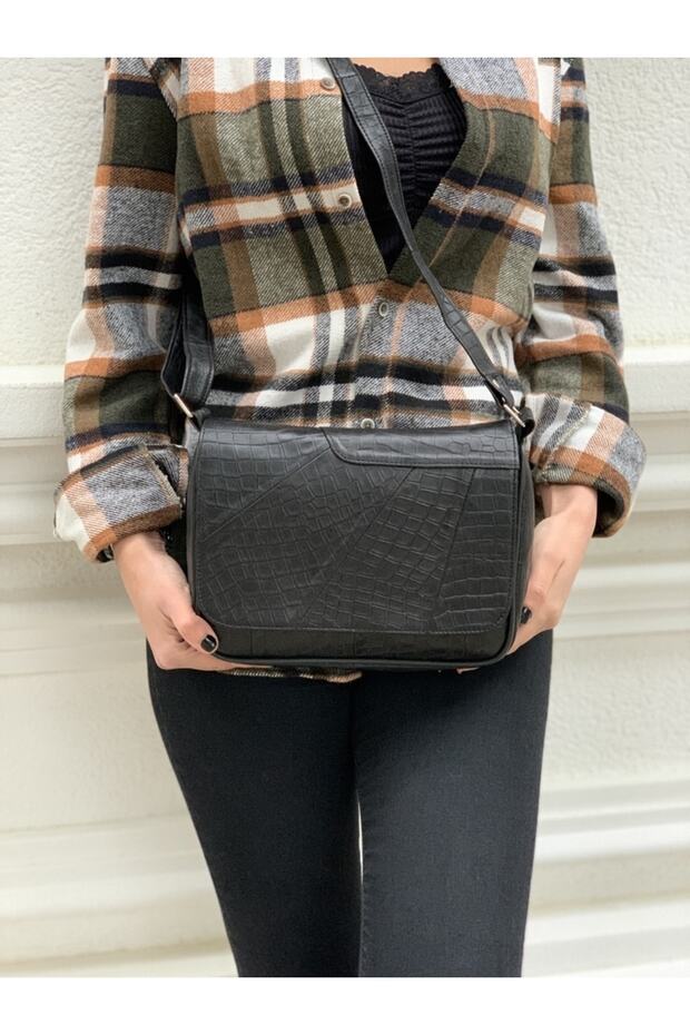 Genuine Leather Medium Size Crossbody Women's Bag Stone Printed 25*21*7 Cm