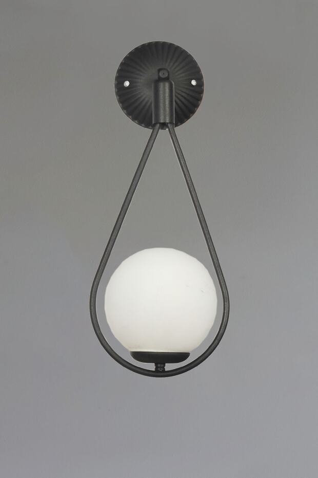 Design Damla-mirza Sconce 1 Piece - Black and White Glop Glass
