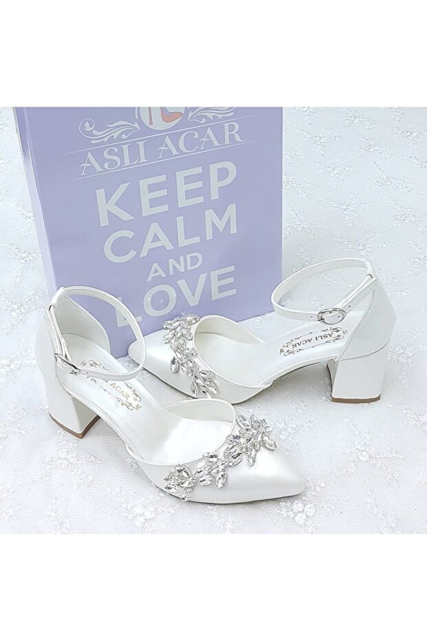 6.5 cm Jewelled Design Off-White Stiletto Bridal Shoes Aslı Acar
