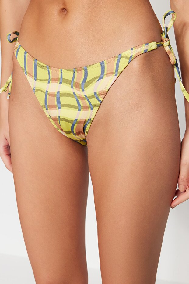Ekose Desenli Bağlamalı Normal Paça Bikini Altı TBESS23BA00034 - 3