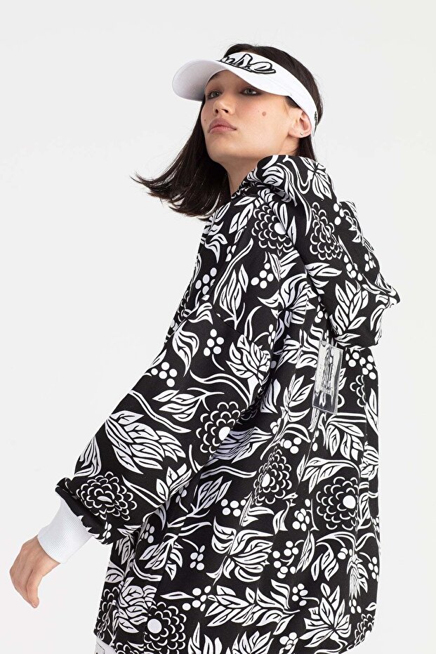 القبعة البيضاء رقم - 5